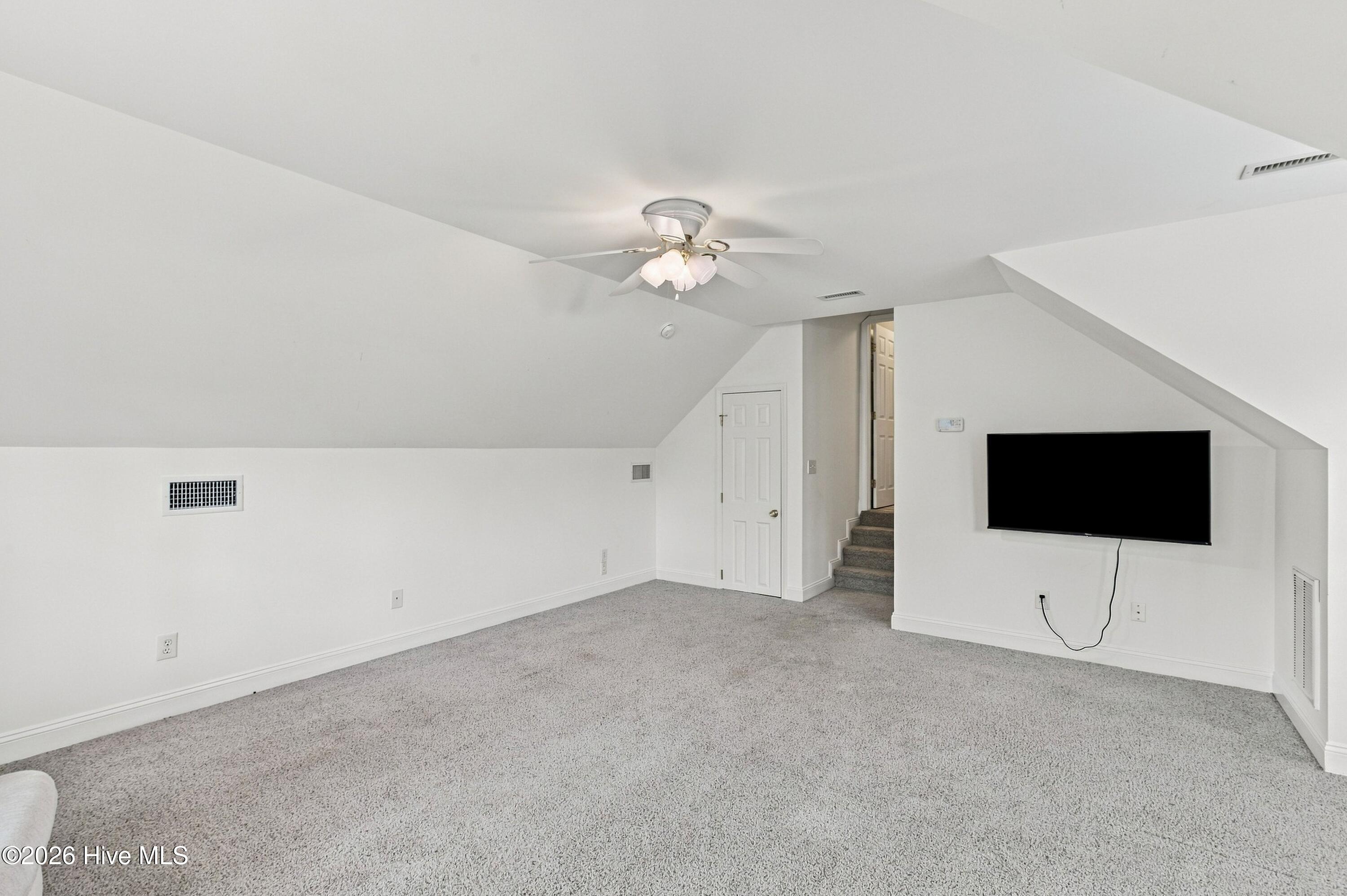 431 Lansdowne Road Wilmington, NC 28409 - Photo 29 of 53 029_431_lansdowne_road_wilmington-29_52