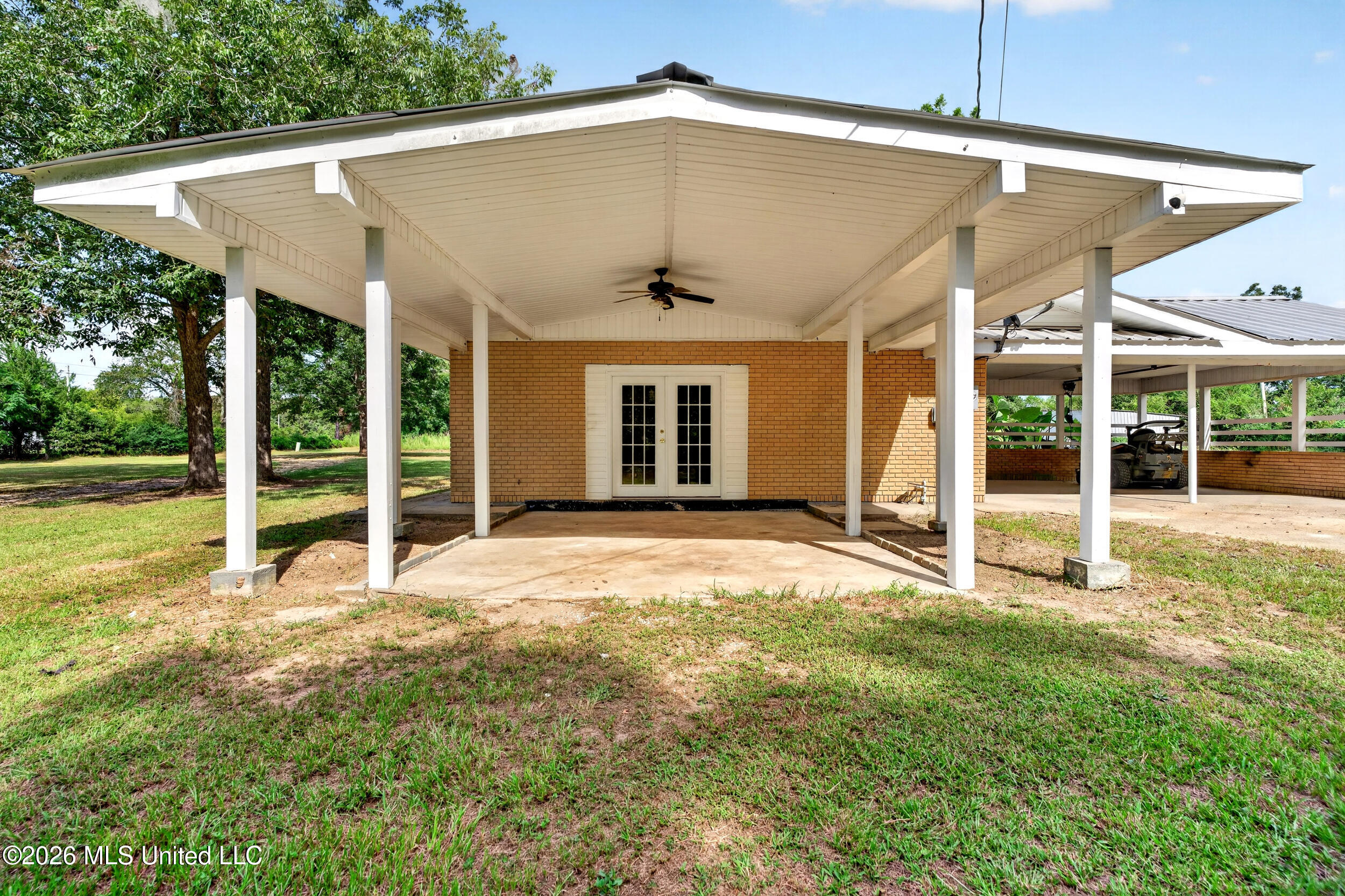340 West Union Road Carriere, MS 39426 - Photo 54 of 70 6_side_patio