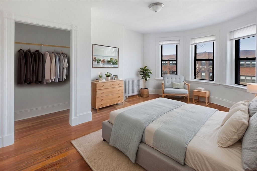 866 Huntington Avenue, Unit 3 Boston, MA 02115 - Photo 1 of 20