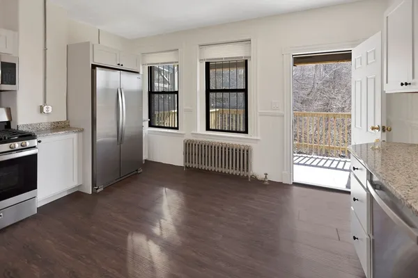 $6,100 | 866 Huntington Avenue, Unit 3, Boston, MA 02115