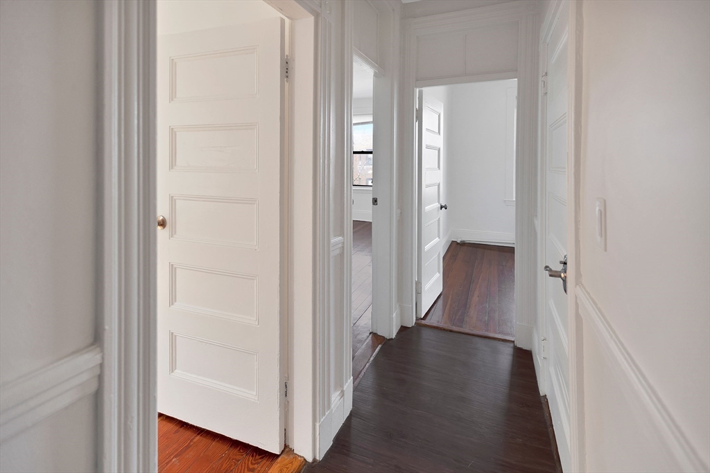 866 Huntington Avenue, Unit 3 Boston, MA 02115 - Photo 4 of 20
