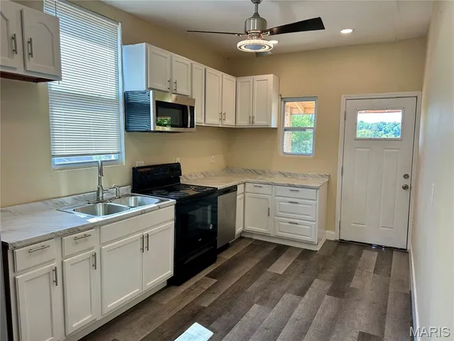 $1,675 | 8201 Church Drive, St. Louis, MO 63147