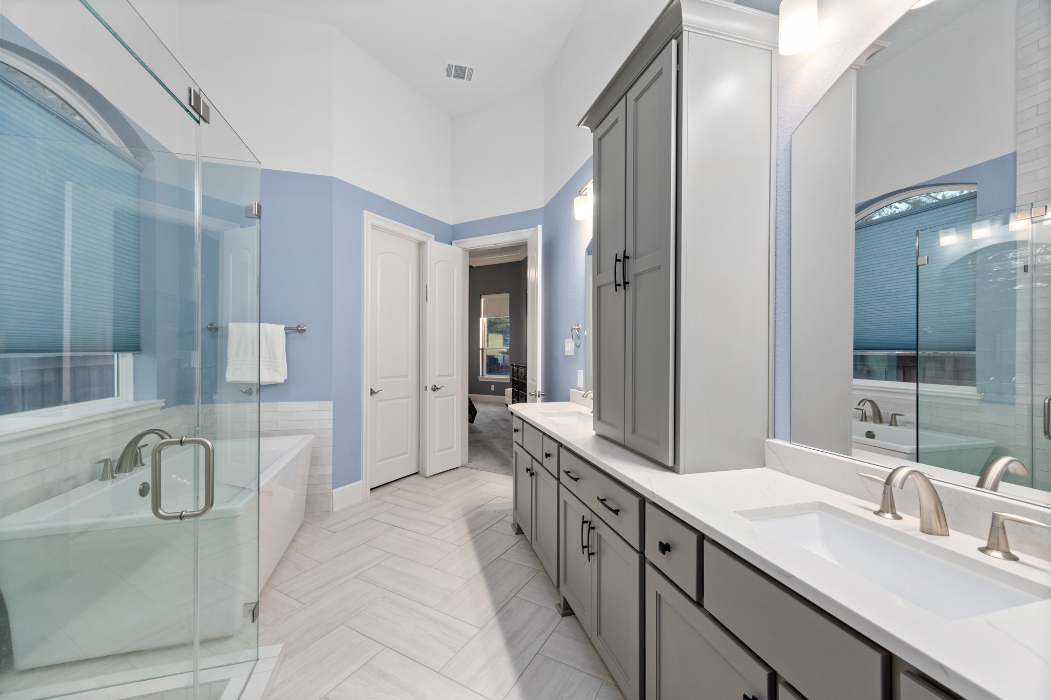 8538 Tynan Ridge Drive Magnolia, TX 77354 - Photo 40 of 50 a spacious bathroom with a double vanity sink mirror and double