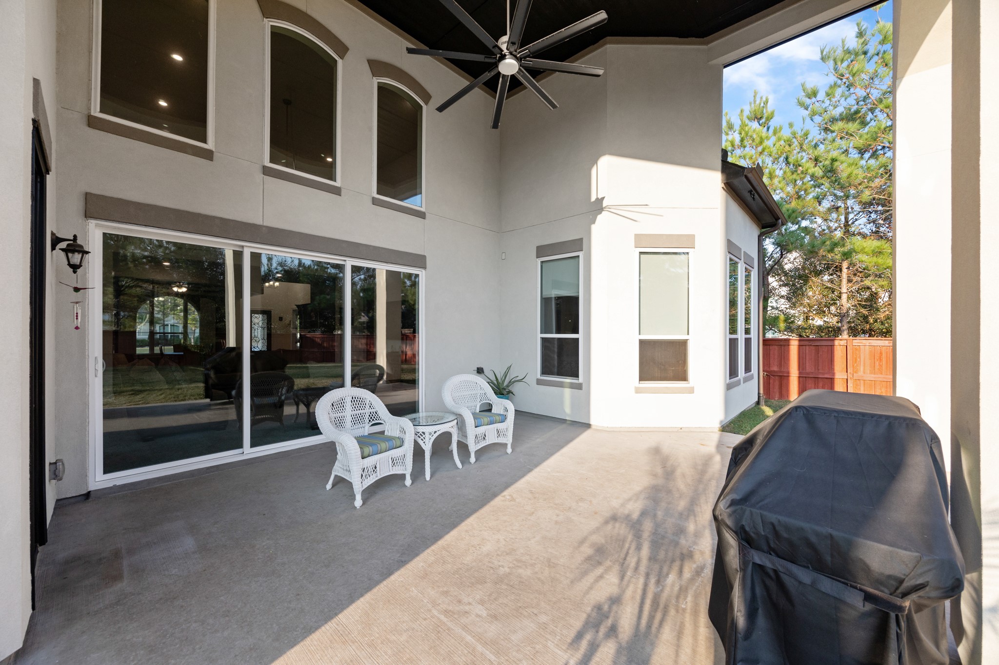 8538 Tynan Ridge Drive Magnolia, TX 77354 - Photo 10 of 50 a living room with furniture