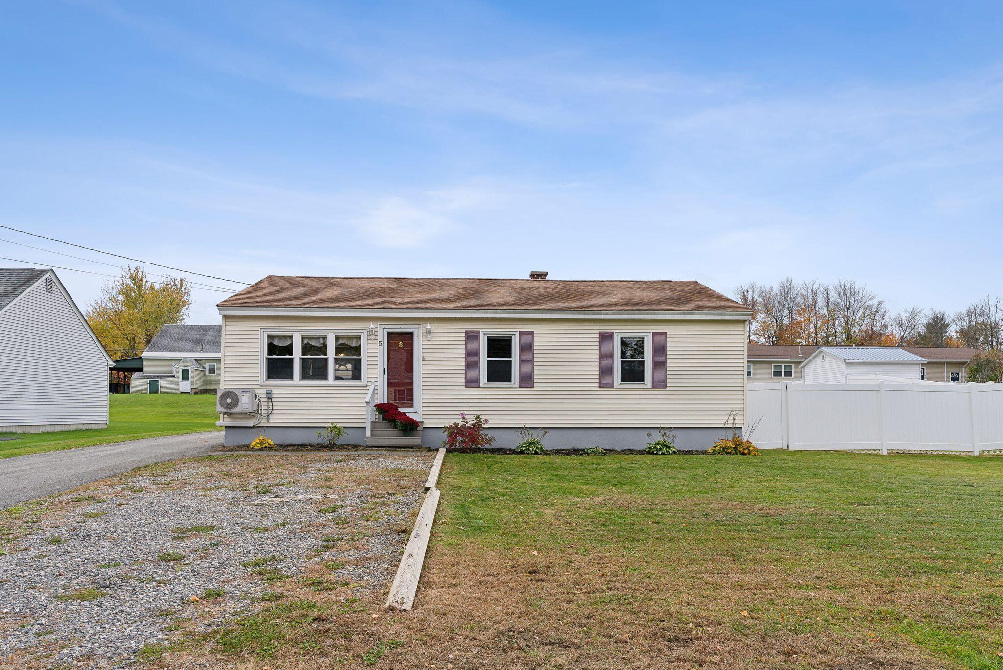 5 Marie Street Winslow, ME 04901 - Photo 2 of 42 2_DSC03149