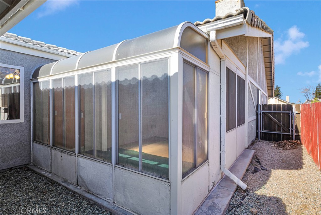 18043 Sunburst Road Victorville, CA 92395 - Photo 35 of 40