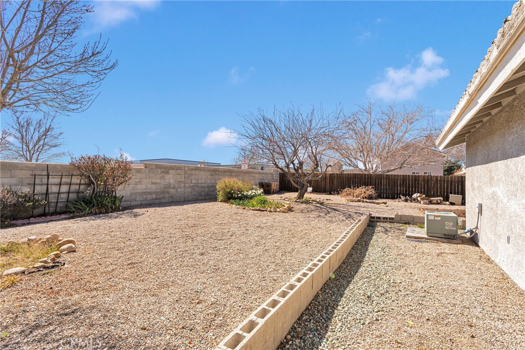 18043 Sunburst Road Victorville, CA 92395 - Photo 40 of 40