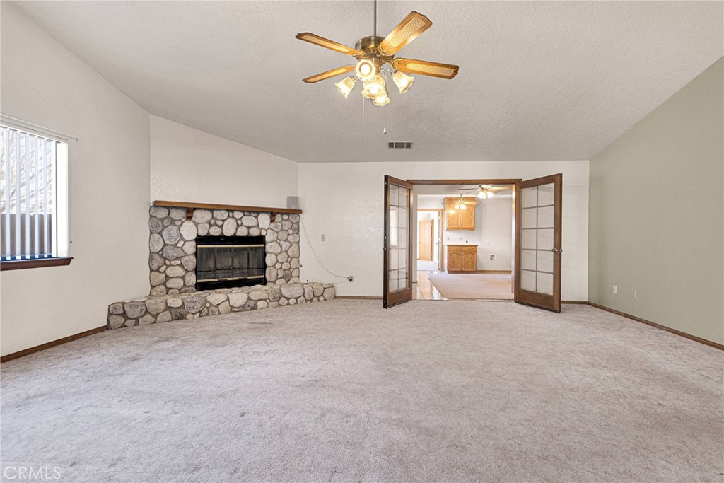 18043 Sunburst Road Victorville, CA 92395 - Photo 6 of 40