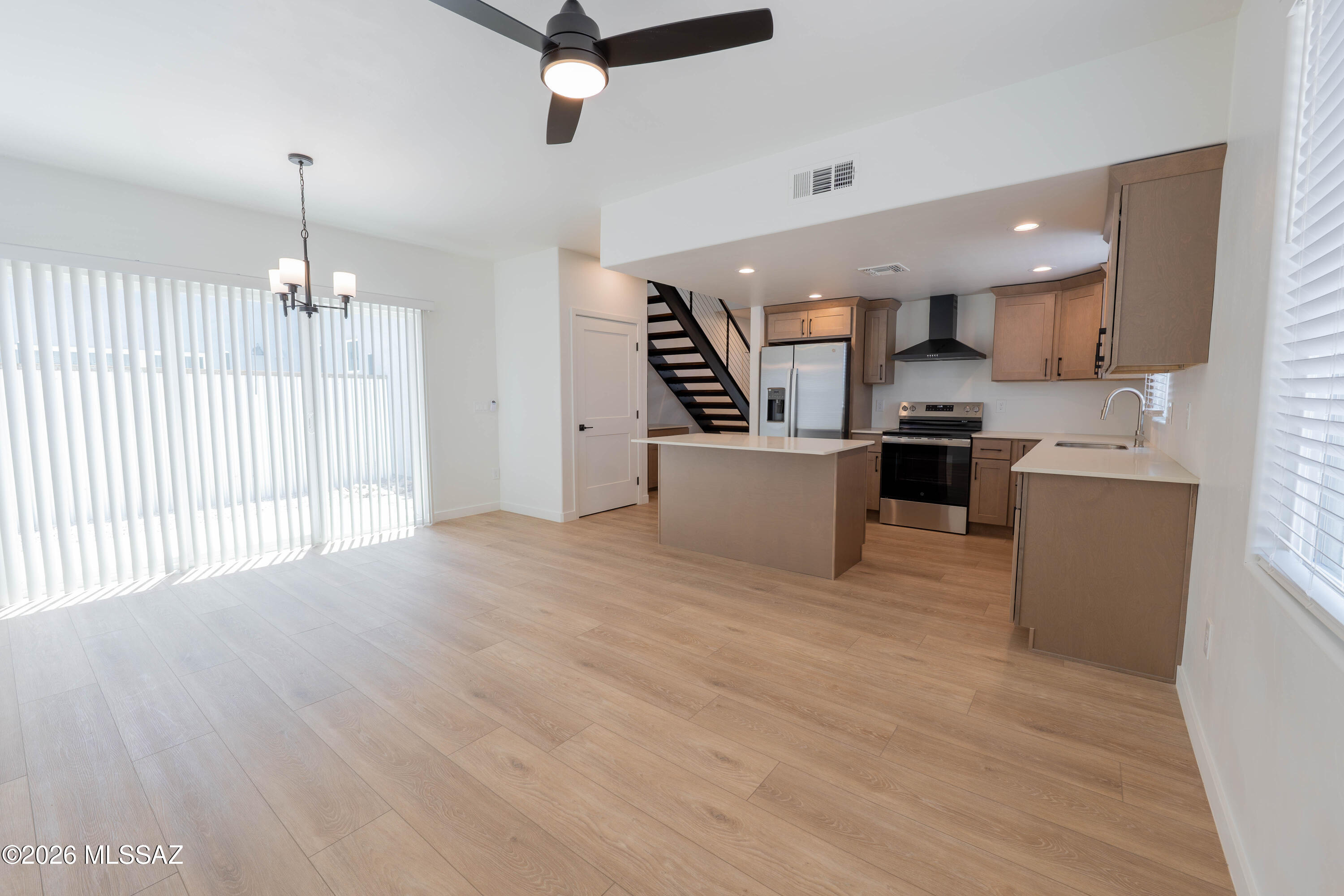 1300 North Rook Avenue, Unit 15 Tucson, AZ 85712 - Photo 3 of 21