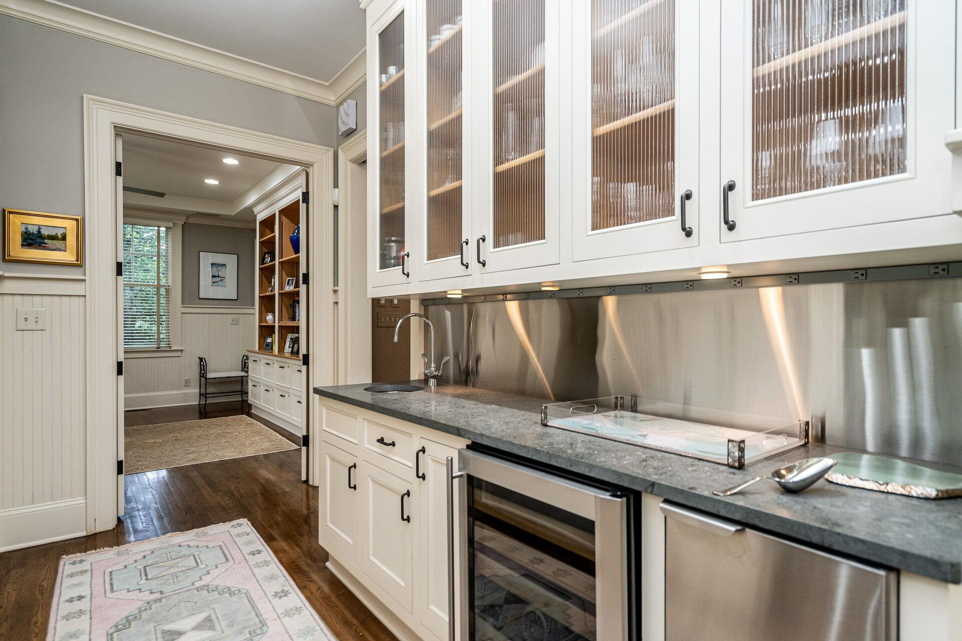 1027 Vance Street Raleigh, NC 27608 - Photo 14 of 42 Photo 14