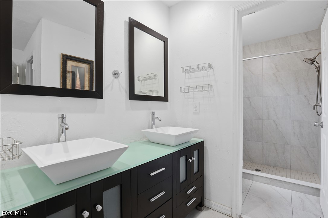 530 7th Street Southwest Naples, FL 34117 - Photo 15 of 39 Gallery Image 15