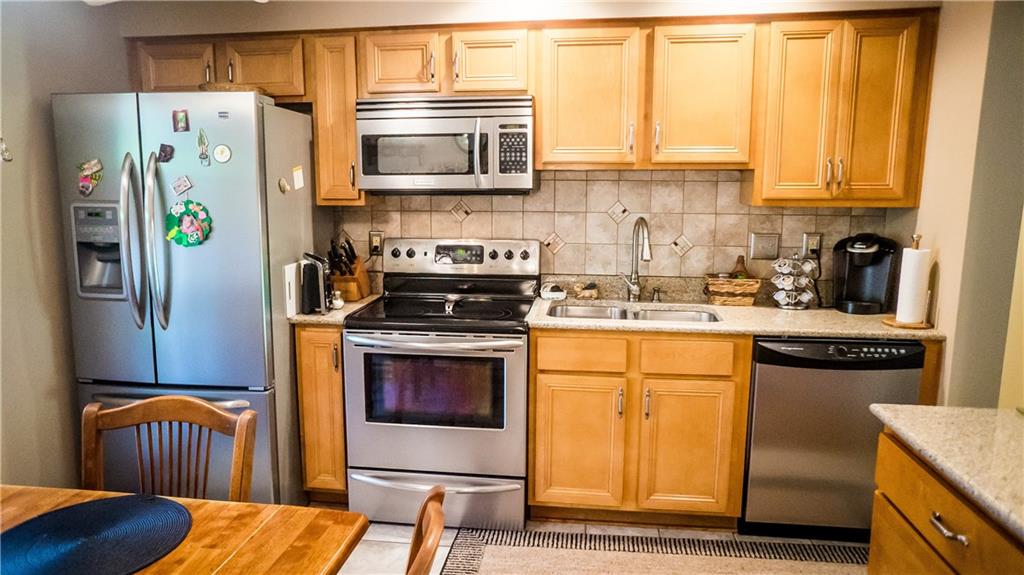 109 Coverdale Road Butler, PA 16001 - Photo 17 of 25 Gorgeous 12x10 Kitchen with Tons of Updates