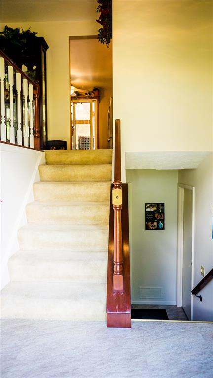 109 Coverdale Road Butler, PA 16001 - Photo 3 of 25 Easy 8x6 Entry