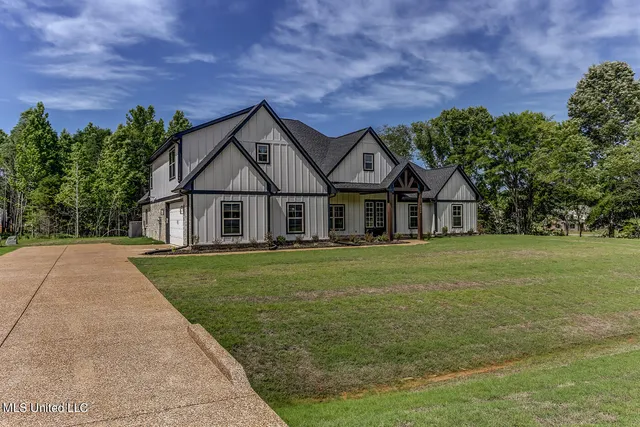 $575,000 | 9094 Treadway Creek, Hernando, MS 38632