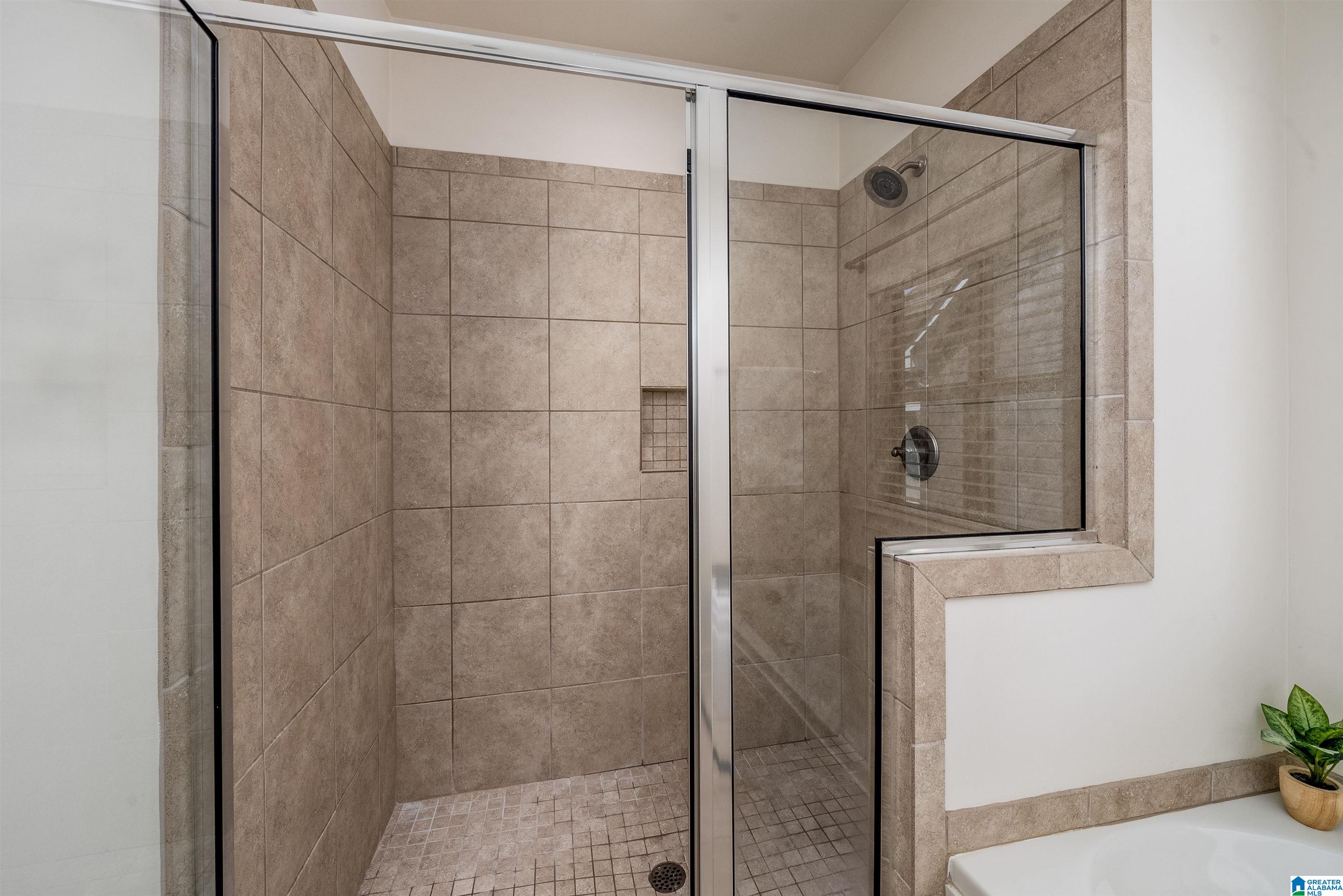 5249 Meadow Ridge Trail Bessemer, AL 35022 - Photo 24 of 37