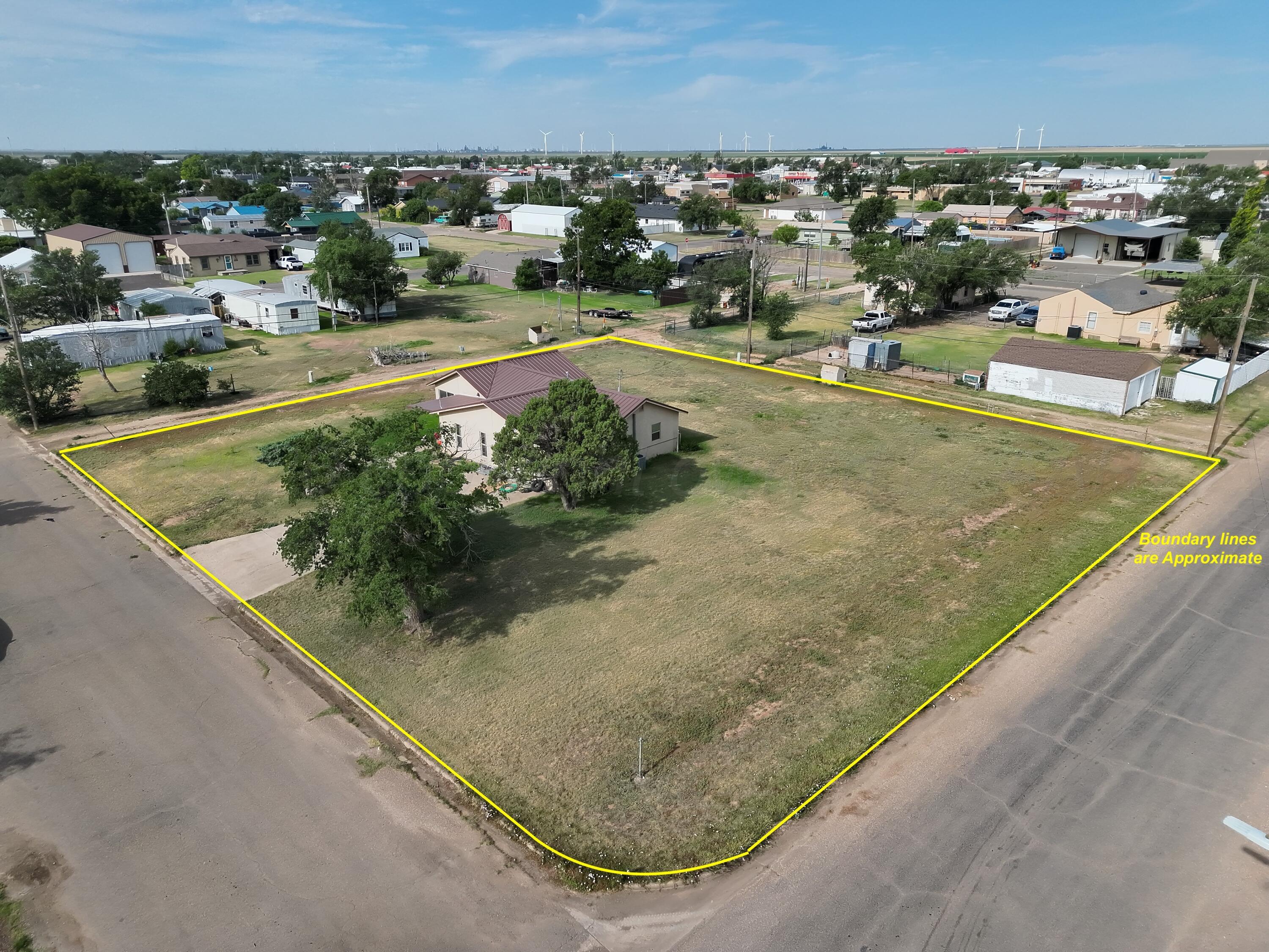 304 Ave P Sunray, TX 79086 - Photo 16 of 17 Boundary line 2