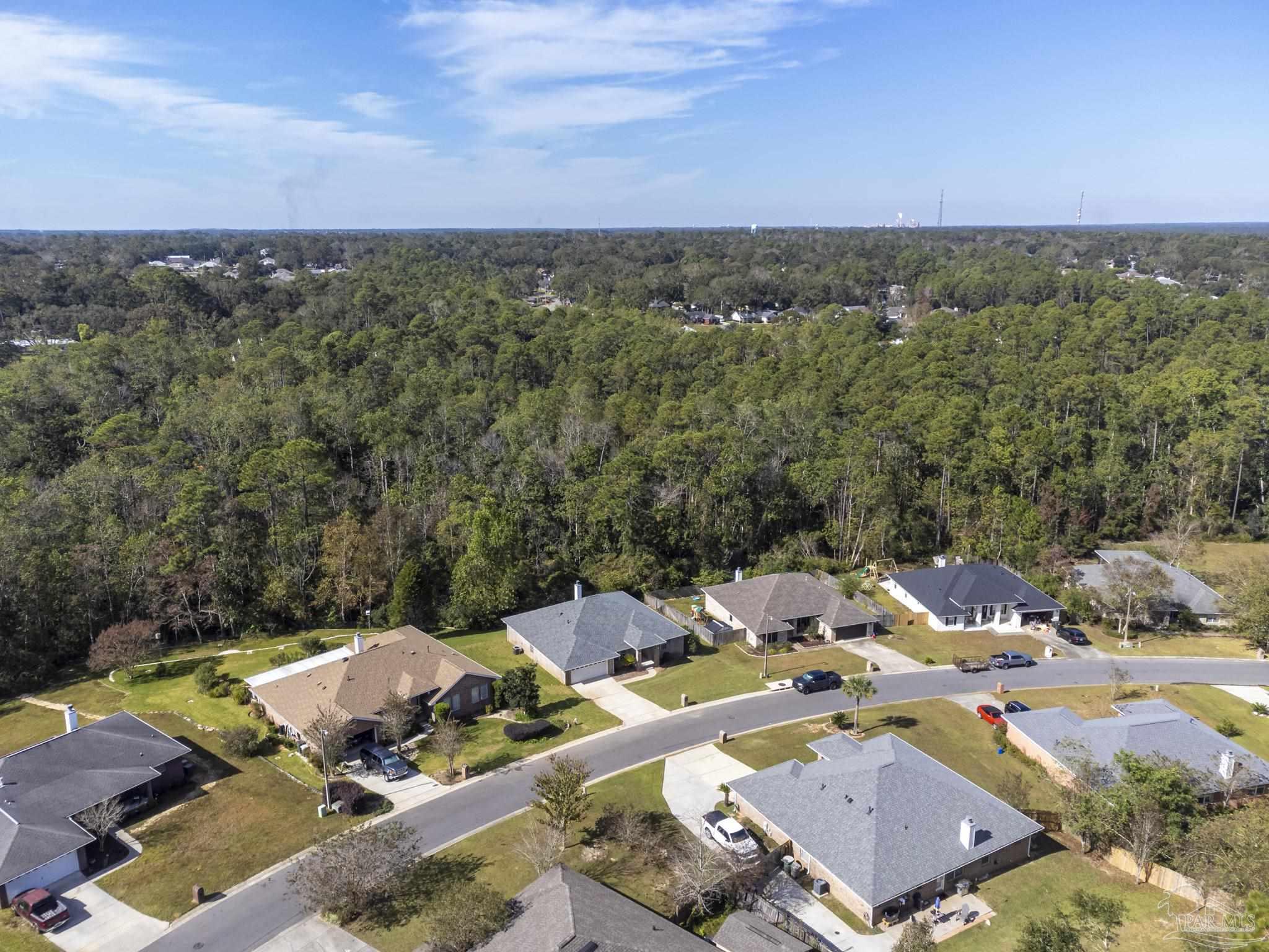 461 Turnberry Road Cantonment, FL 32533 - Photo 37 of 45 Gallery Image 37