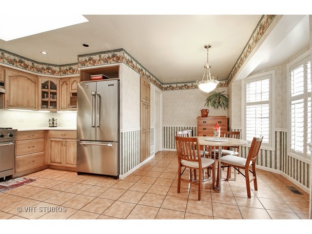 3165 Keystone Road Northbrook, IL 60062 - Photo 5 of 17 Gallery Image 5