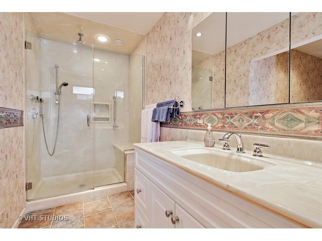 3165 Keystone Road Northbrook, IL 60062 - Photo 7 of 17 Gallery Image 7