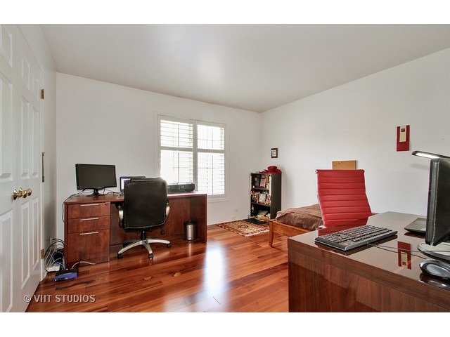 3165 Keystone Road Northbrook, IL 60062 - Photo 9 of 17 Gallery Image 9