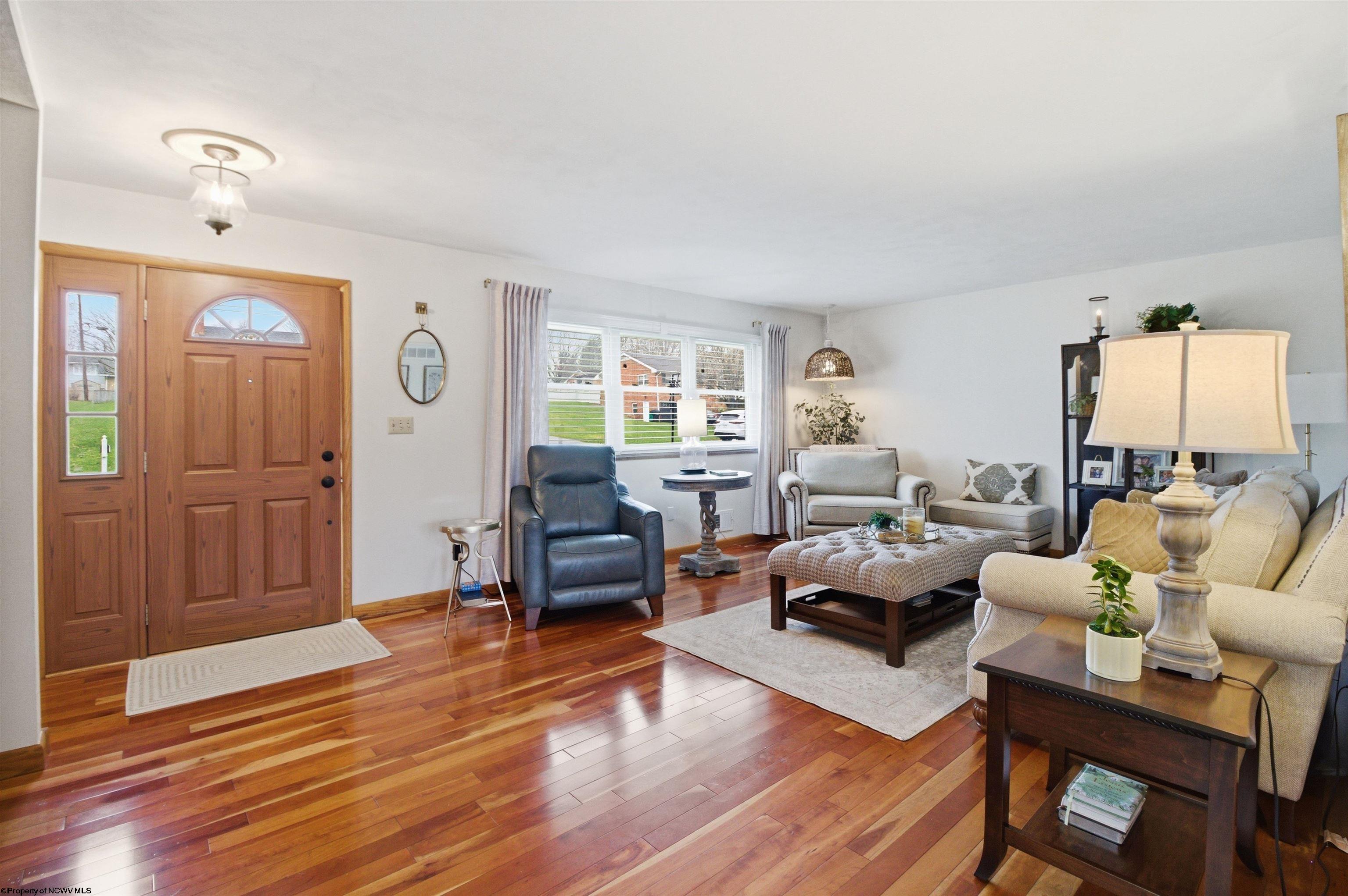 118 Ridgeway Drive Bridgeport, WV 26330 - Photo 3 of 45 Gallery Image 3