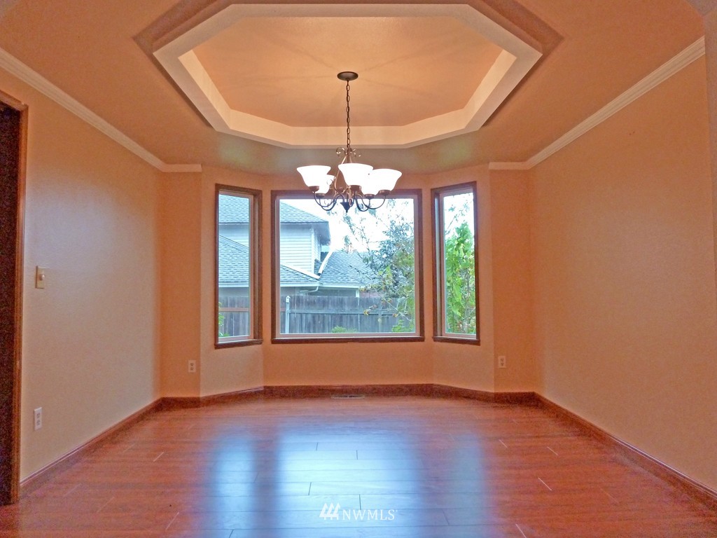 14942 Southeast 184th Street Renton, WA 98058 - Photo 5 of 15 Gallery Image 5