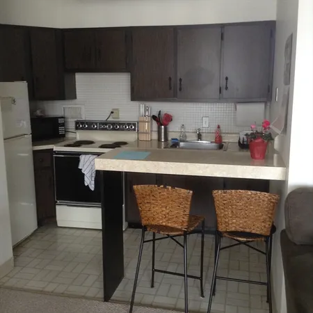 $2,600 | 60 Longwood Avenue, Unit 206, Brookline, MA 02446