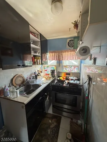 $625,000 | 387 Hobart Avenue, Haledon, NJ 07508