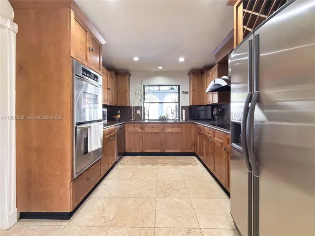 $3,549,000 | 7925 Southwest 124th Street, Pinecrest, FL 33156