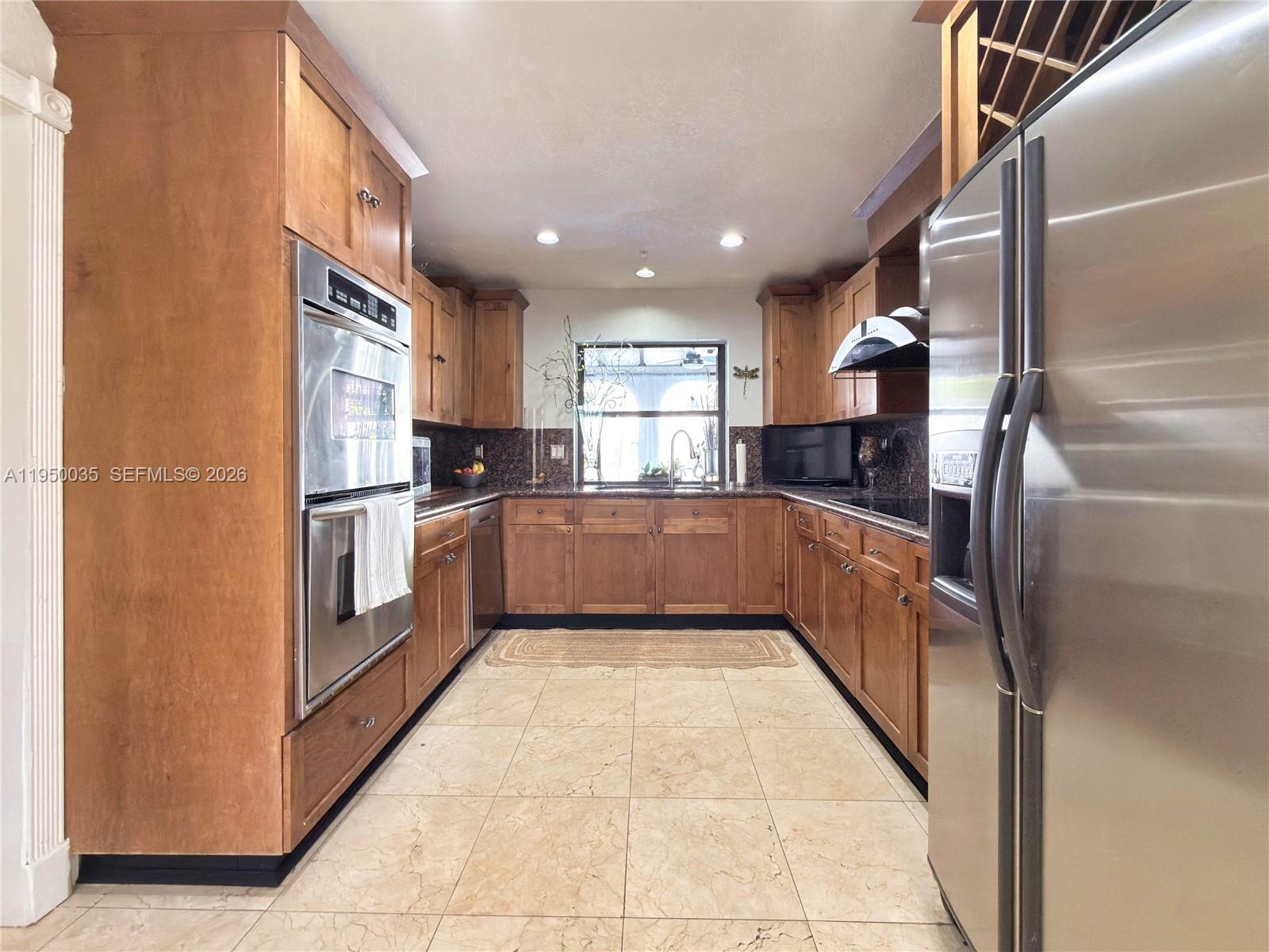 7925 Southwest 124th Street Pinecrest, FL 33156 - Photo 18 of 91