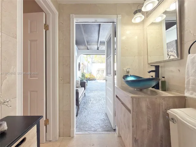 $3,549,000 | 7925 Southwest 124th Street, Pinecrest, FL 33156