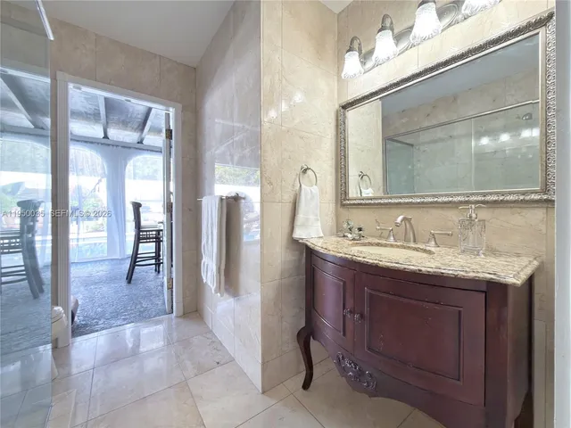 $3,549,000 | 7925 Southwest 124th Street, Pinecrest, FL 33156