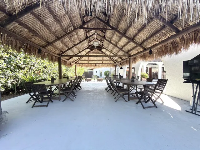 $3,549,000 | 7925 Southwest 124th Street, Pinecrest, FL 33156