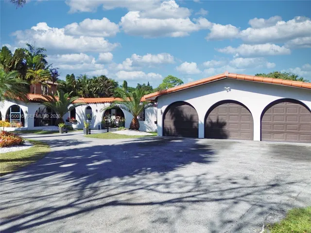 $3,549,000 | 7925 Southwest 124th Street, Pinecrest, FL 33156