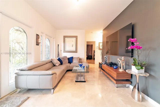$3,549,000 | 7925 Southwest 124th Street, Pinecrest, FL 33156