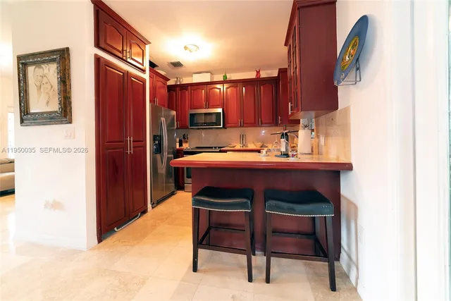 $3,549,000 | 7925 Southwest 124th Street, Pinecrest, FL 33156