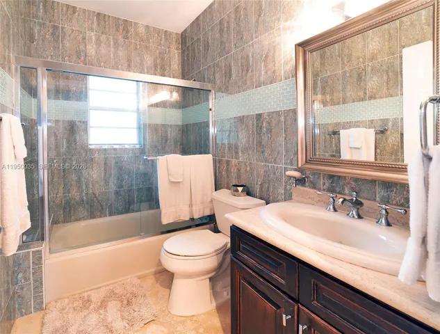 $3,549,000 | 7925 Southwest 124th Street, Pinecrest, FL 33156