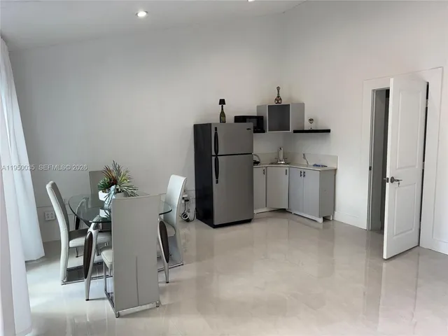 $3,549,000 | 7925 Southwest 124th Street, Pinecrest, FL 33156