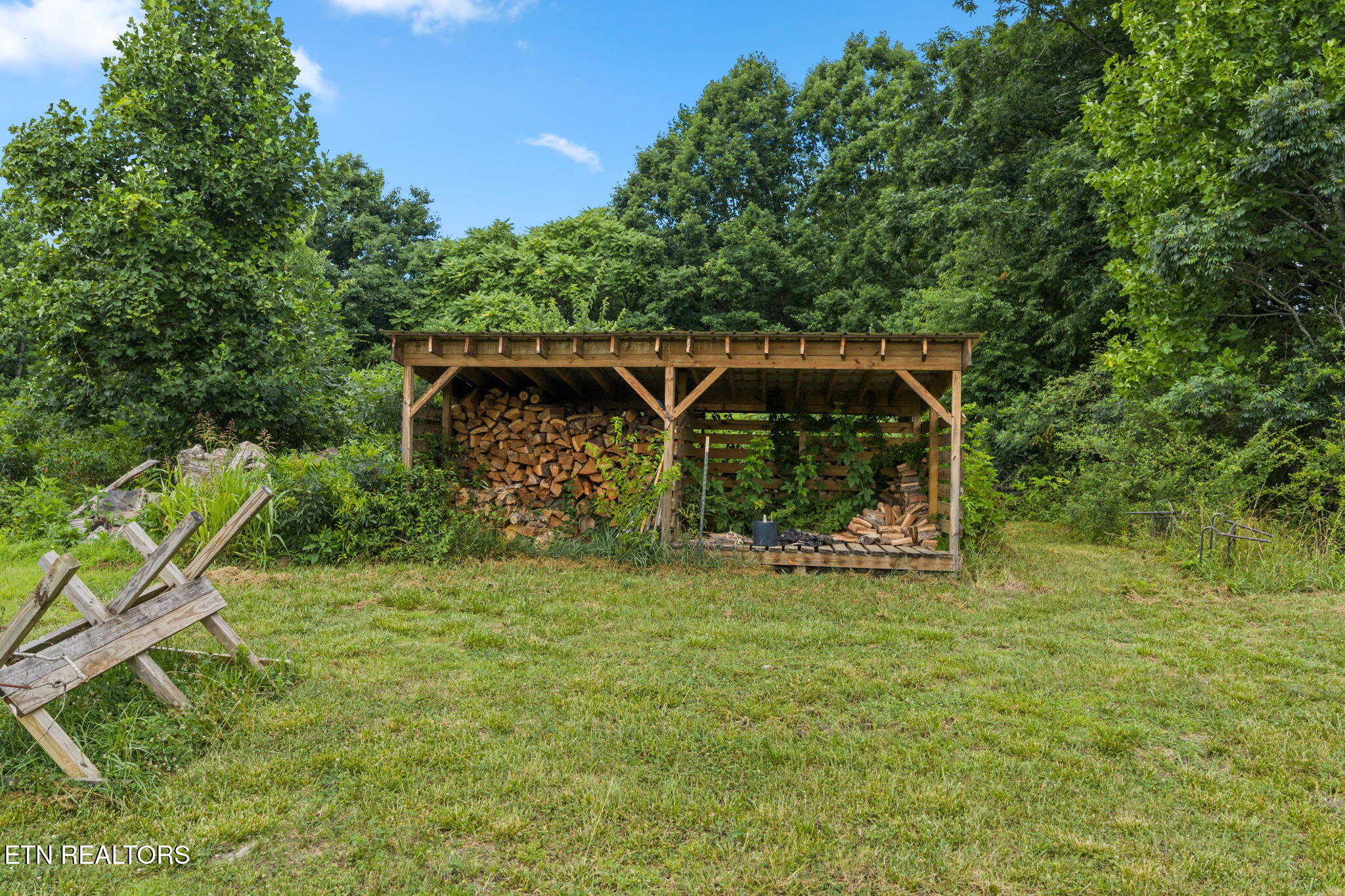 260 Long Hollow Road Clinton, TN 37716 - Photo 20 of 47 21-web-or-mls-620 Long Hollow-103