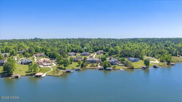 $1,595,900 | 350 Hillridge Cove, Lizella, GA 31052