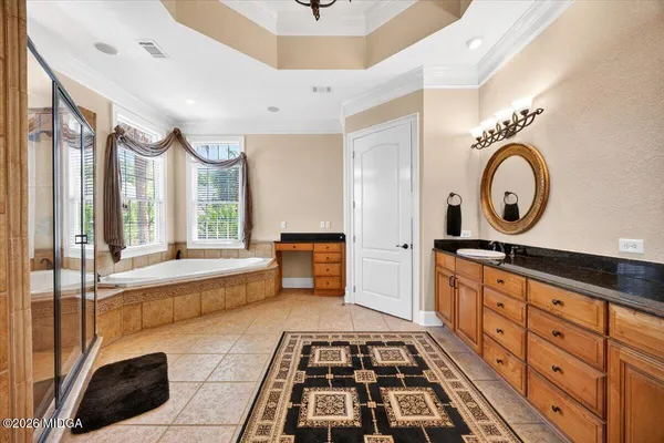 $1,595,900 | 350 Hillridge Cove, Lizella, GA 31052