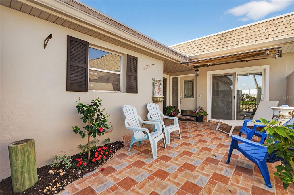 427 Boca Ciega Point Boulevard North St. Petersburg, FL 33708 - Photo 3 of 69