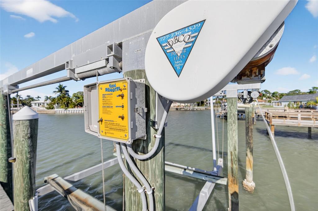 427 Boca Ciega Point Boulevard North St. Petersburg, FL 33708 - Photo 52 of 69 a sign that is on the wall