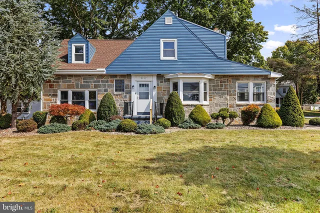 $325,000 | 2417 North George Street, York, PA 17406