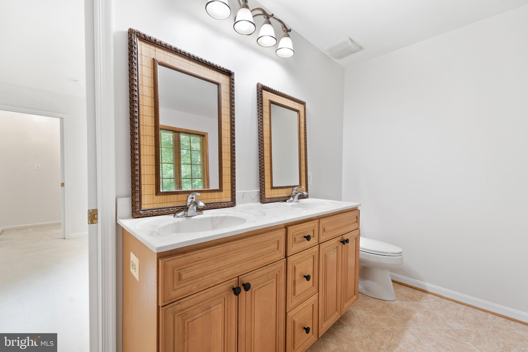 3115 Toftrees Place Brandywine, MD 20613 - Photo 28 of 60 Primary Bath Dual Vanity