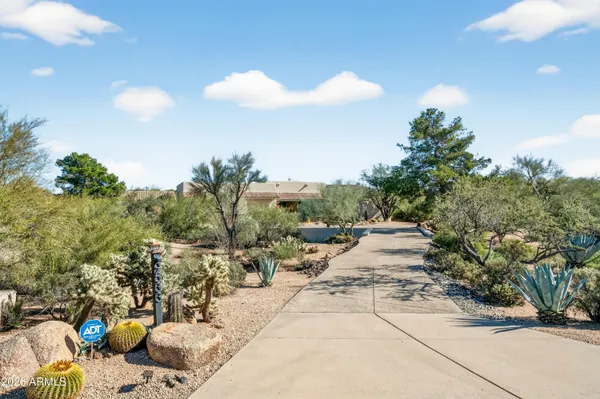 $1,695,000 | 9533 East Romping Road, Carefree, AZ 85377