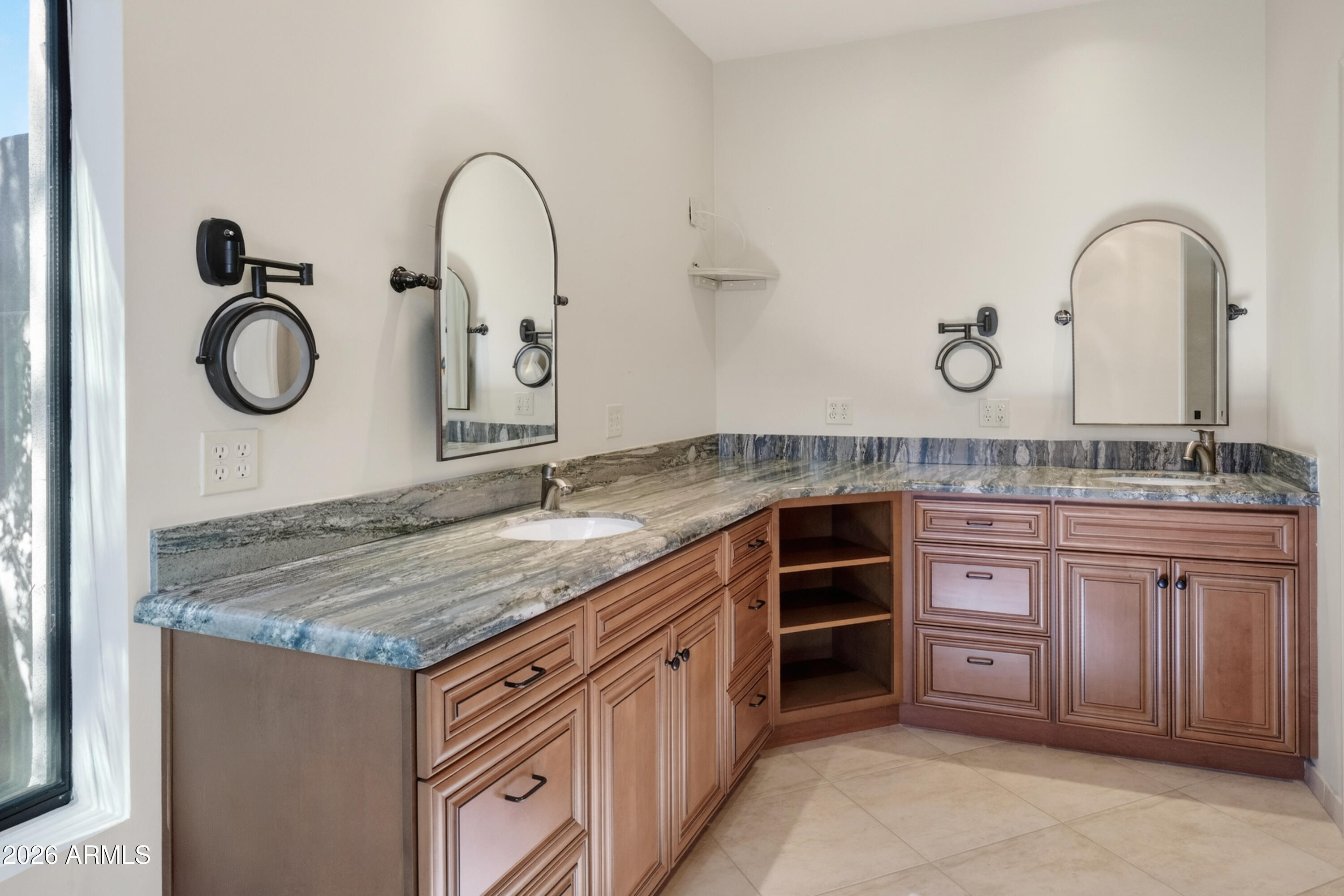 9533 East Romping Road Carefree, AZ 85377 - Photo 28 of 63 Primary Suite Bath