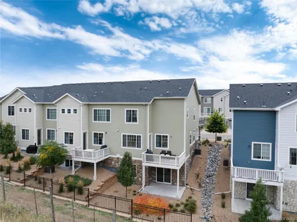 a view of house with a outdoor space