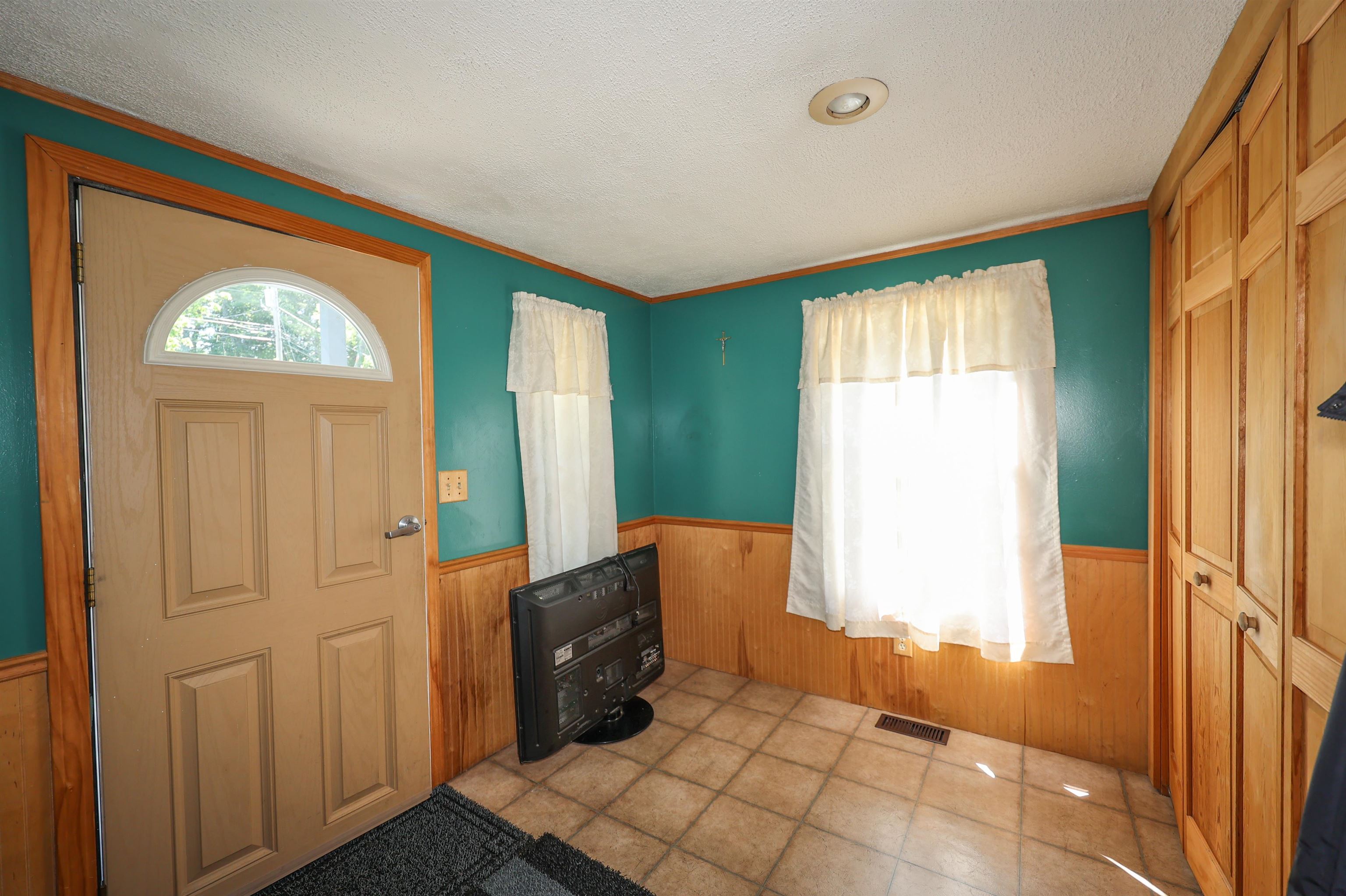 203 New Orchard Road Epsom, NH 03234 - Photo 3 of 39