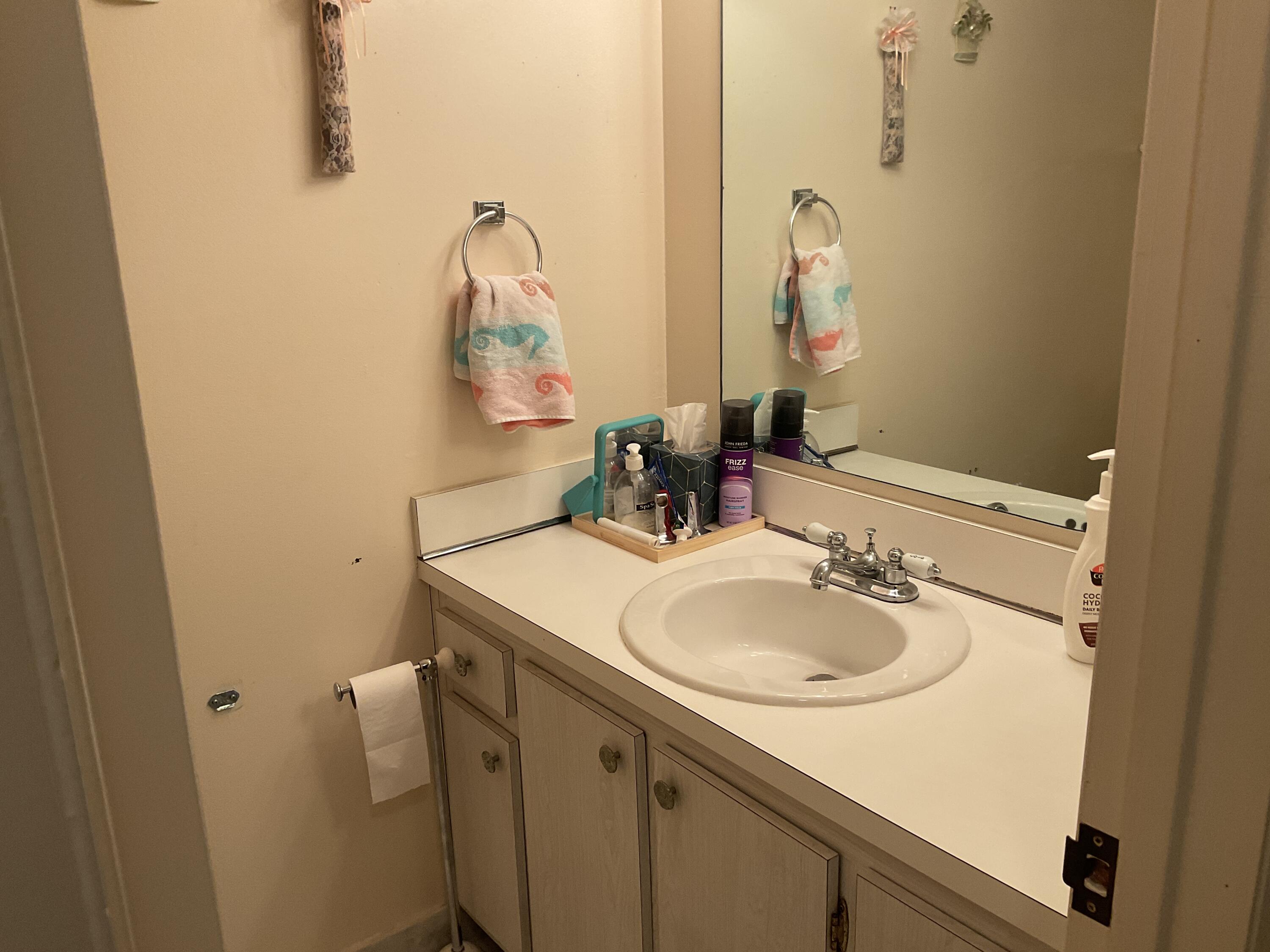 334 Pine Ridge Circle, Unit C1 Greenacres, FL 33463 - Photo 15 of 17 IMG_4565